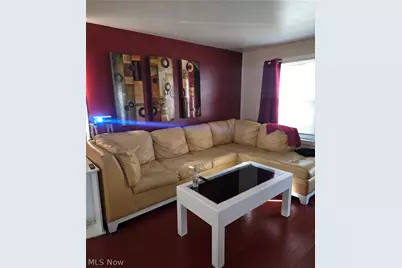 21670 Crystal Avenue, Euclid, OH 44123 - Photo 6