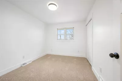 15938 W South Range Road, Salem, OH 44460 - Photo 20