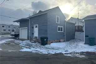 403 Nassau Street W, East Canton, OH 44730 - Photo 4