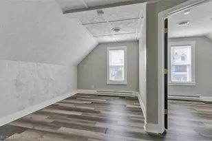 3279 W 44th St, Loveland, OH 44109 - Photo 6