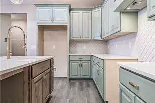 4332 Evergreen Ct, North Canton, OH 44720 - Photo 10