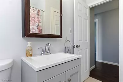 26080 Bagley Road, Olmsted Falls, OH 44138 - Photo 24