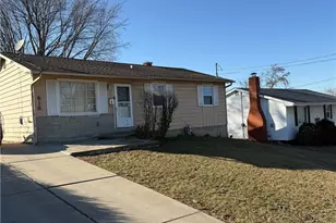 618 N Hartford Ave, Youngstown, OH 44509 - Photo 2