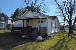 6910 Elm St, East Fultonham, OH 43735 - Photo 2