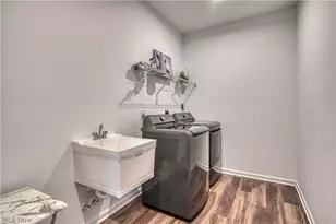 33316 Midship Dr, Avon Lake, OH 44012 - Photo 14