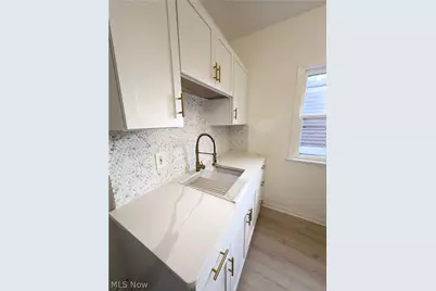 5550 Grasmere Avenue, Maple Heights, OH 44137 - Photo 10