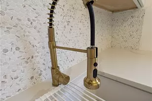 5550 Grasmere Ave, Maple Heights, OH 44137 - Photo 22