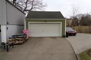 202 Elmford Ave SW, Massillon, OH 44646 - Photo 4