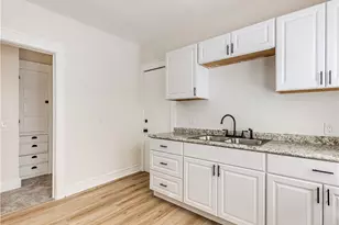 3651 E 140th St, Loveland, OH 44120 - Photo 8