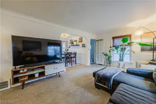 17413 Glenshire Ave, Loveland, OH 44135 - Photo 2