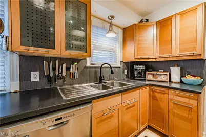 17413 Glenshire Avenue, Loveland, OH 44135 - Photo 8