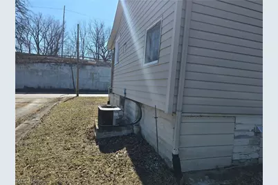 267 Milan Avenue, Amherst, OH 44001 - Photo 30