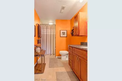 254 W Mohawk Drive, Malvern, OH 44644 - Photo 24