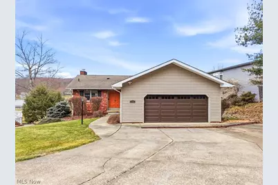 254 W Mohawk Drive, Malvern, OH 44644 - Photo 2