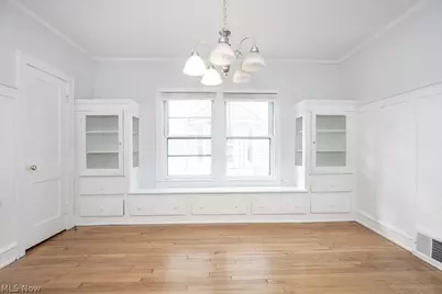 2671 Hampshire Road, Cleveland Heights, OH 44106 - Photo 6