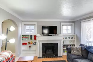 934 Packard Dr, Akron, OH 44320 - Photo 10