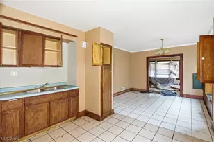 1867 Reyburn Rd, Loveland, OH 44112 - Photo 14