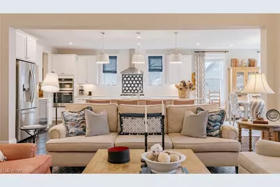 554 Salt Lake Circle, Orange, OH 44022 - Photo 8