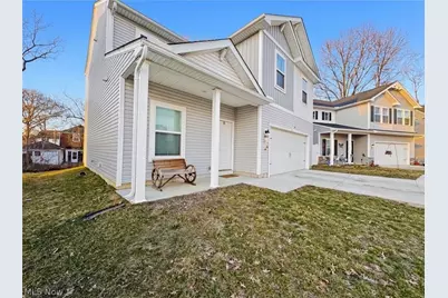 524 Auld Farm Circle, Akron, OH 44320 - Photo 2