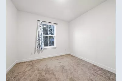 524 Auld Farm Circle, Akron, OH 44320 - Photo 38