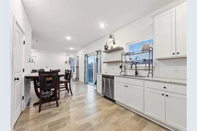 524 Auld Farm Circle, Akron, OH 44320 - Photo 16