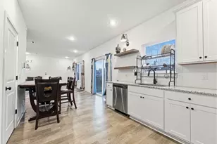 524 Auld Farm Cir, Akron, OH 44320 - Photo 16