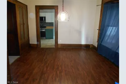 219 17th Street NW, Barberton, OH 44203 - Photo 4