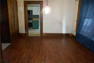 219 17th St NW, Barberton, OH 44203 - Photo 4