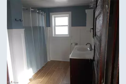 219 17th Street NW, Barberton, OH 44203 - Photo 10