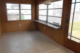 219 17th St NW, Barberton, OH 44203 - Photo 14