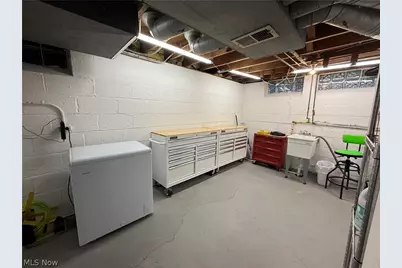 411 E 270th Street, Euclid, OH 44132 - Photo 32