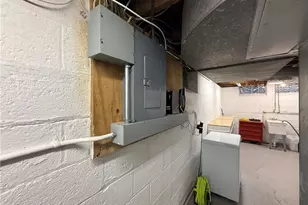 411 E 270th St, Euclid, OH 44132 - Photo 36