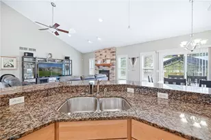 105 Muirfield Dr SE, Howland, OH 44484 - Photo 14