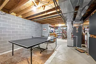 10960 Auburn Rd, Chardon, OH 44024 - Photo 32