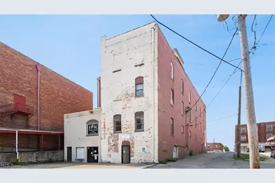 927 Wheeling Avenue #101, Cambridge, OH 43725 - Photo 1