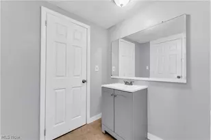 4611 W 41st St, Loveland, OH 44109 - Photo 10
