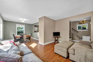 10410 Baltic Rd, Loveland, OH 44102 - Photo 8