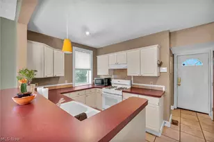 10410 Baltic Rd, Loveland, OH 44102 - Photo 12