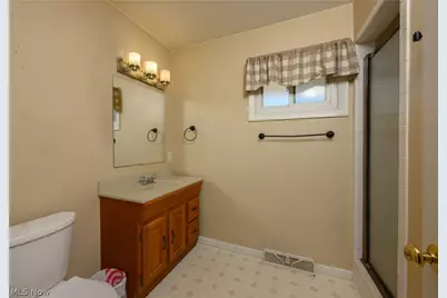 6121 Erie Avenue NW, Canal Fulton, OH 44614 - Photo 14