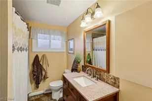 140 Parkhall Dr, Painesville Twp, OH 44077 - Photo 34