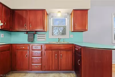 4003 Kenneth Road, Stow, OH 44224 - Photo 16