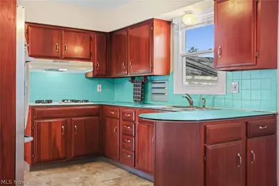 4003 Kenneth Road, Stow, OH 44224 - Photo 14