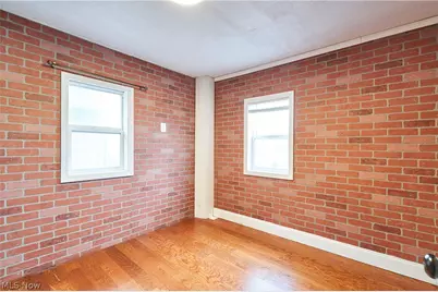 885 Brown Street, Akron, OH 44311 - Photo 22