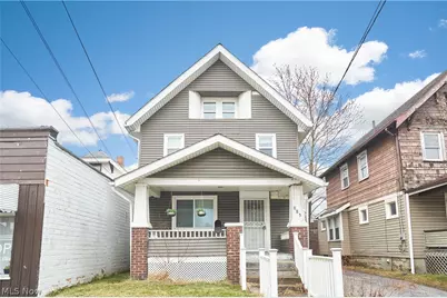 885 Brown Street, Akron, OH 44311 - Photo 2