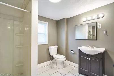 885 Brown Street, Akron, OH 44311 - Photo 20