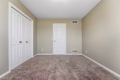 5954 Wentworth Lane SW, Canton, OH 44706 - Photo 38