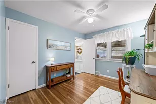 23947 Lebern Dr, North Olmsted, OH 44070 - Photo 18