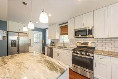 18707 Scottsdale Boulevard, Huber Heights, OH 44122 - Photo 6