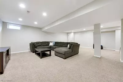720 Jockeys Circle, Avon Lake, OH 44012 - Photo 34