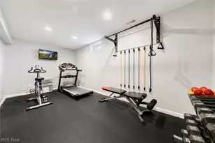 720 Jockey's Cir, Avon Lake, OH 44012 - Photo 38